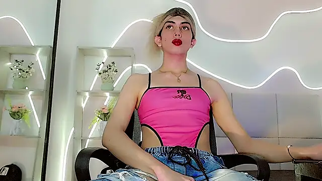 Daniela_Pink_