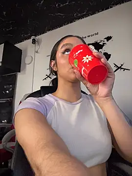 Isabella-Teen
