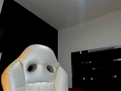 Model: Miranda_bigcock3