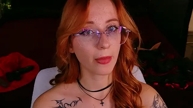 WICKEDEMBER live cam preview