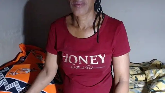 Ebonysweetcougar live cam preview