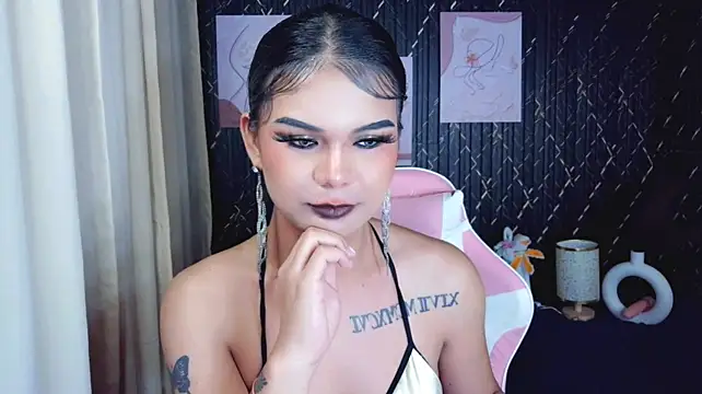 velvet_daisy96 webcam