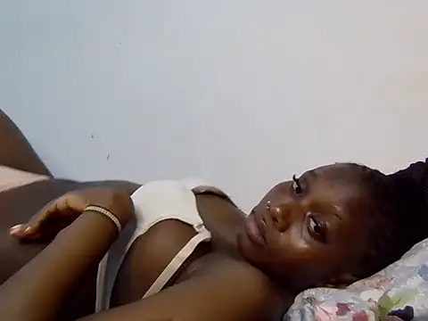 ebonypetitepretiest