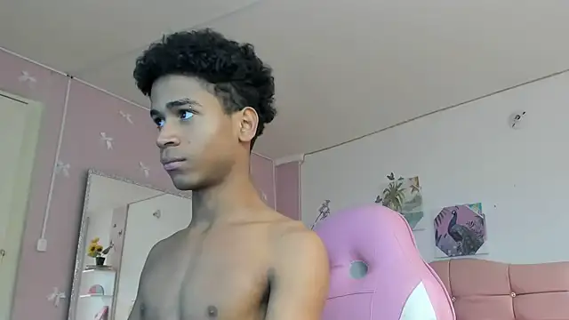 Santy_bigcock_01 live cam on StripChat