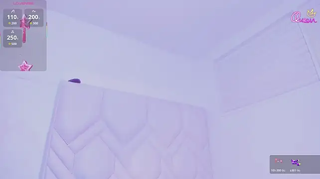 sky_velvet live cam on StripChat