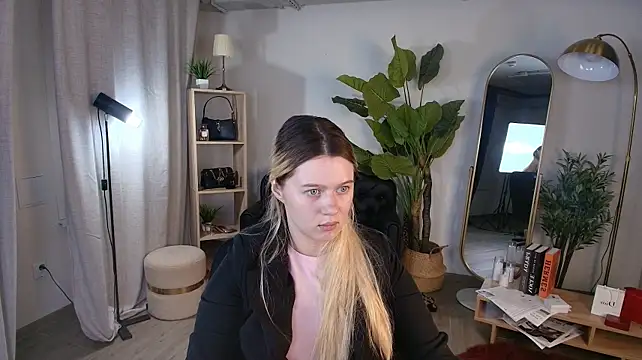 CelestineMauriac live cam on StripChat