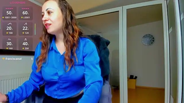 Aryanette live cam on StripChat