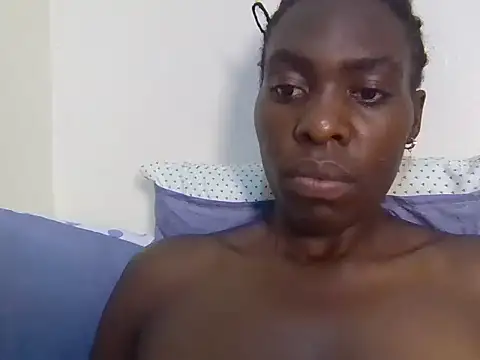 ebonynatural live cam on StripChat