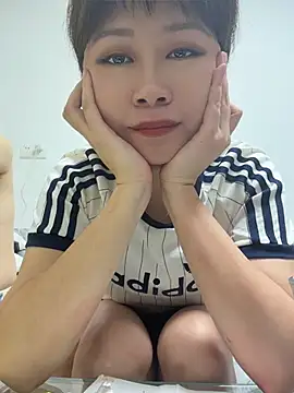 tutu8869 live cam on StripChat