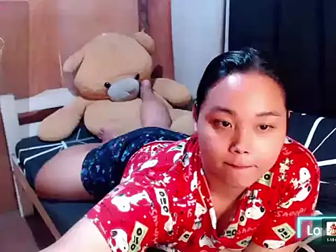 _Lylia live cam on StripChat