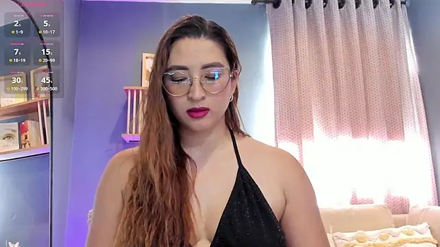 _LaraMom_