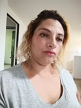 hotandfierylatinos2023 live sex cam