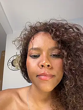 CurlyOopsiexx
