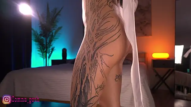 Alise_Eve_