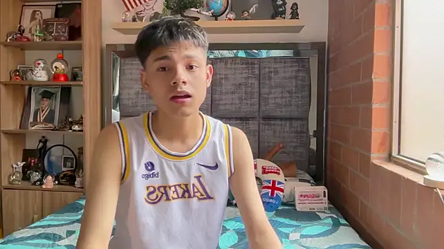 Andy_Belier23's live cam