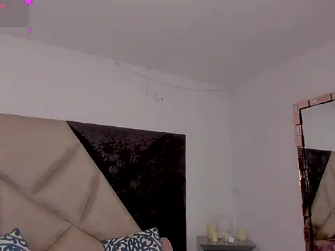 AvaLovely_ live cam on StripChat
