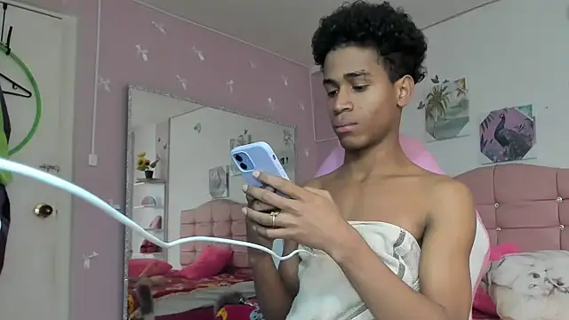 santy_bigcock_01 (M twink) - SPANK MY ASS