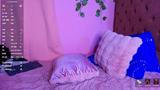 TheBatMansion live sex cam