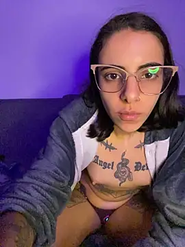 Poison_Ivy_29 webcam