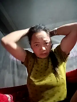 Hope-ee live cam on StripChat
