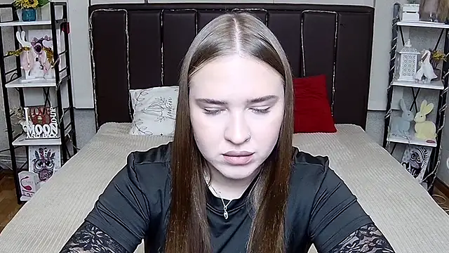 LauraHlot