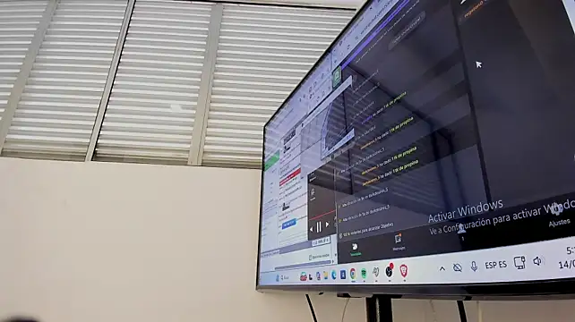 SaraBeckk live cam preview