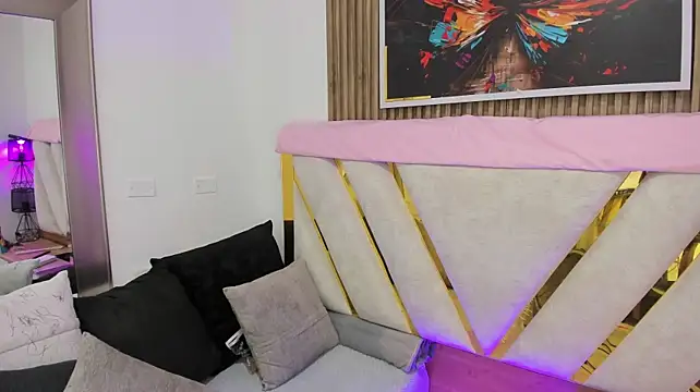 Luna_Naughty1