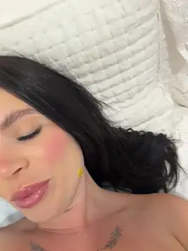 Rafaellaz live sex cam