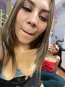 DulceRodriguez1 live cam on StripChat