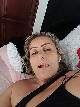 maynor_1998 live cam