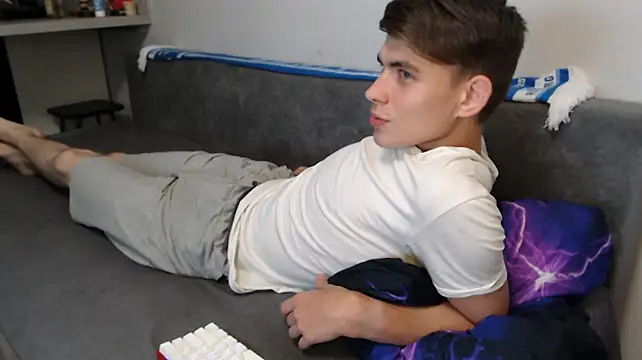 student_oliver (M young) - cum