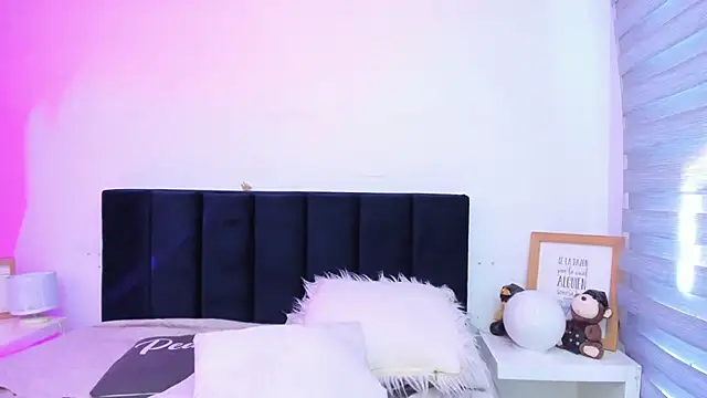 melanie_roux__