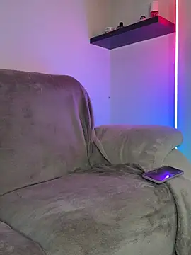 ladysaranoir's live room