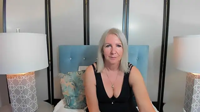 EricaTop live cam on StripChat