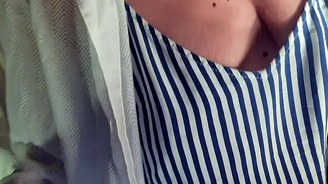 Vanillezucker live cam on StripChat