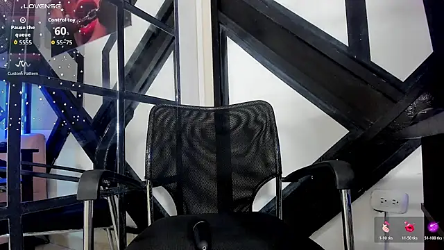 jade_tr1 live cam on StripChat
