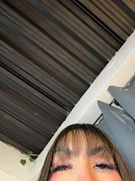 Nicolle_foxy live sex cam