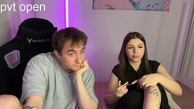 xgvgggx live cam on StripChat