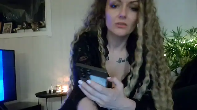 MyManCave live cam on StripChat
