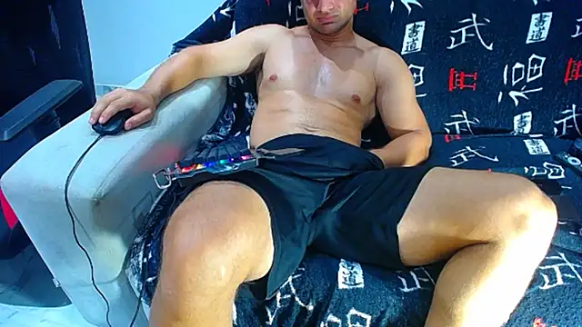hugo_19cm