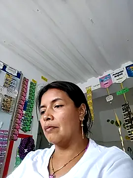 DianaOchoa_ live cam on StripChat