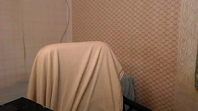 Janiffer_MiMi live cam on StripChat