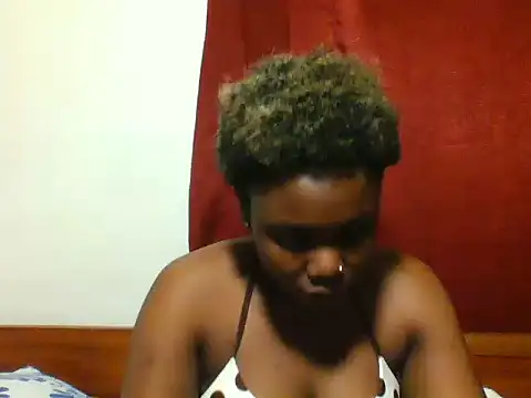 Nasty_assie live cam on StripChat