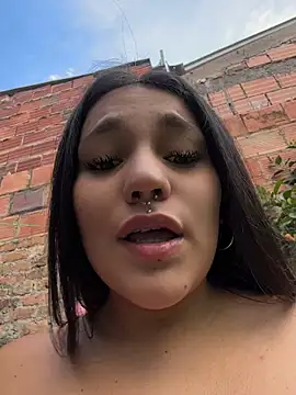 Emily_Gomezz webcam