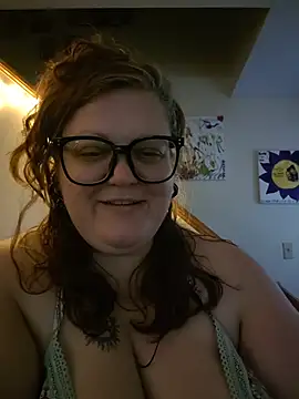 ticklesquirt live cam preview
