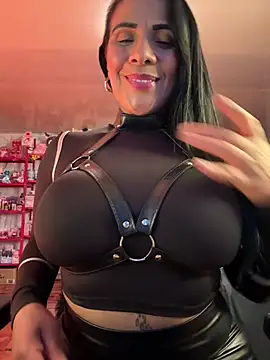 saaalome_1 live cam on StripChat