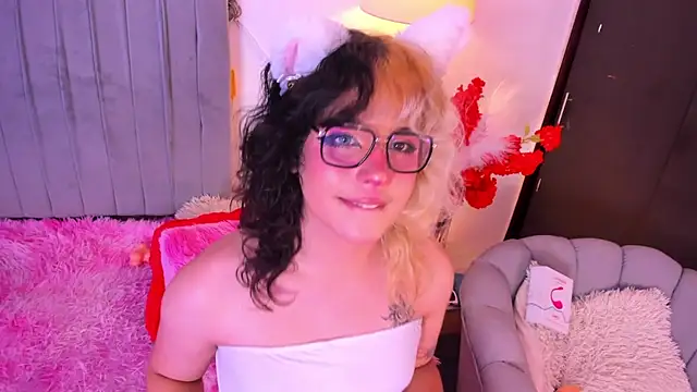 hunter_moon (T young) - dildo show