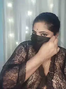 DESI-DOLLLL live cam on StripChat