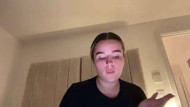 maisiesmithx live cam on StripChat