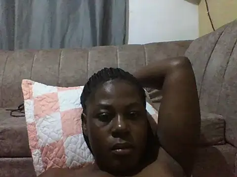 Shirlyne07